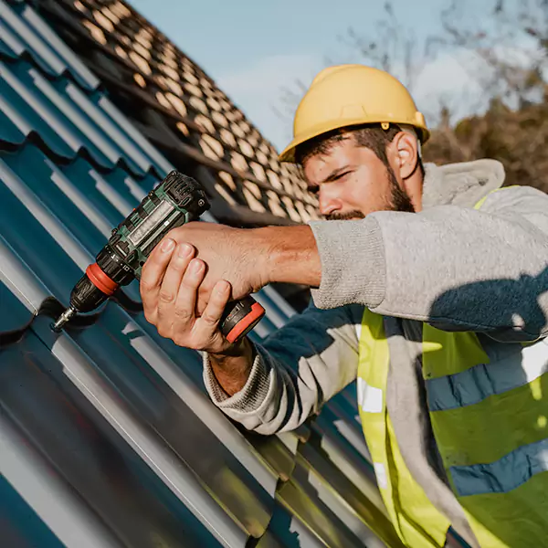 Why San Diego Homeowners Choose San Diego Roofing Specialist for Steel Roof Repair Service?